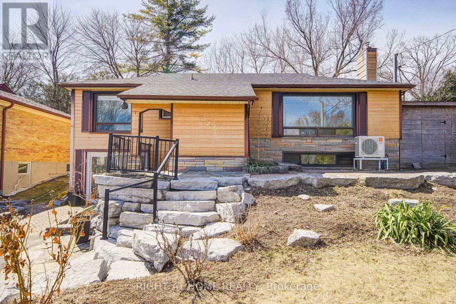 326 Jaybell Grove, Toronto, Ontario  M1C 2X5 - Photo 3 - E13783408