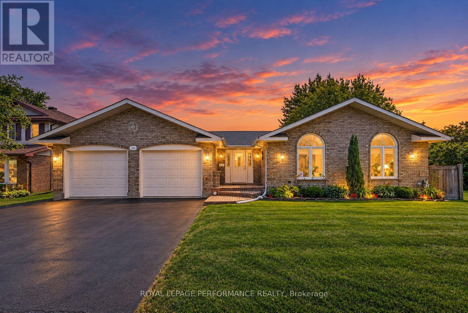 1401 HOLY CROSS BOULEVARD, cornwall, Ontario