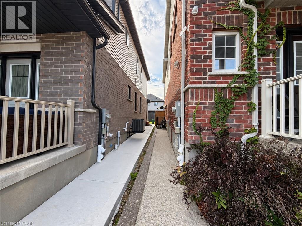 18 Spachman Street Unit# Lower, Kitchener, Ontario  N2R 0N5 - Photo 2 - 40862826