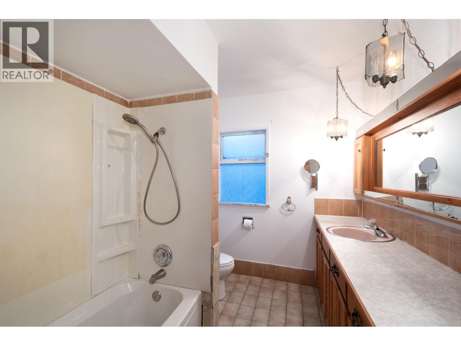 1777 E 4th Avenue, Vancouver, British Columbia  V5N 1J9 - Photo 17 - R3161446