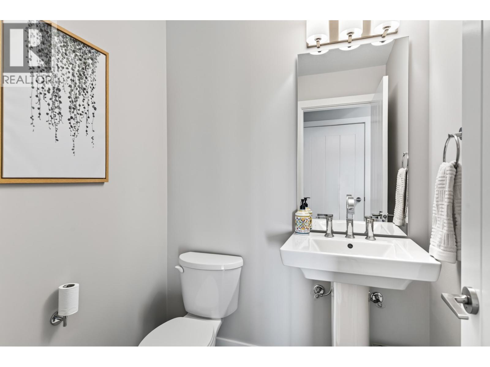 107 3458 Burke Village Promenade, Coquitlam, British Columbia  V3E 0J1 - Photo 14 - R3165390