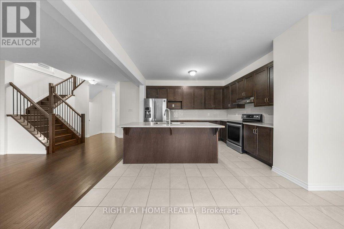605 Silver Spruce Way, Ottawa, Ontario  K2M 0L1 - Photo 13 - X13763148