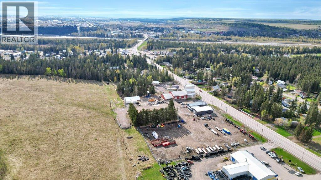 1101 Main Avenue, Sundre, Alberta  T0M 1X0 - Photo 3 - A2315354