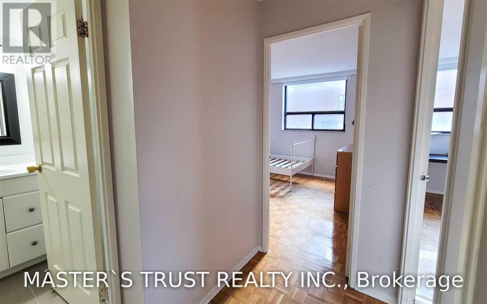 318 - 89 Mccaul Street, Toronto, Ontario  M5T 2X3 - Photo 10 - C13783448