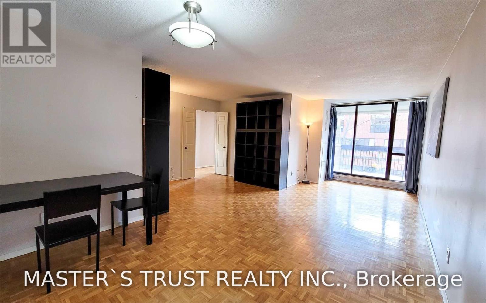 318 - 89 Mccaul Street, Toronto, Ontario  M5T 2X3 - Photo 5 - C13783448