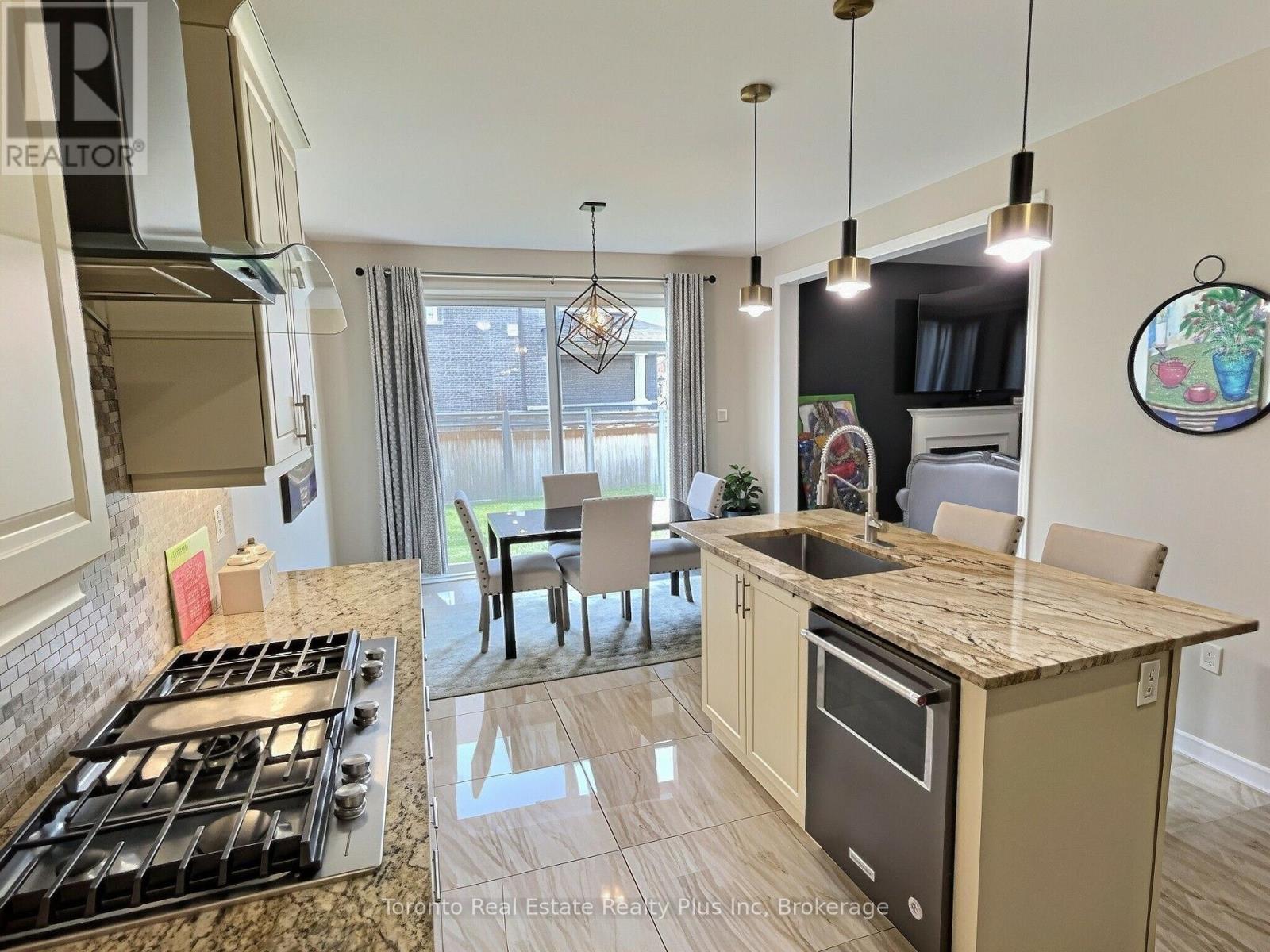 214 Eighth Avenue, New Tecumseth, Ontario  L9R 0H7 - Photo 17 - N13783450