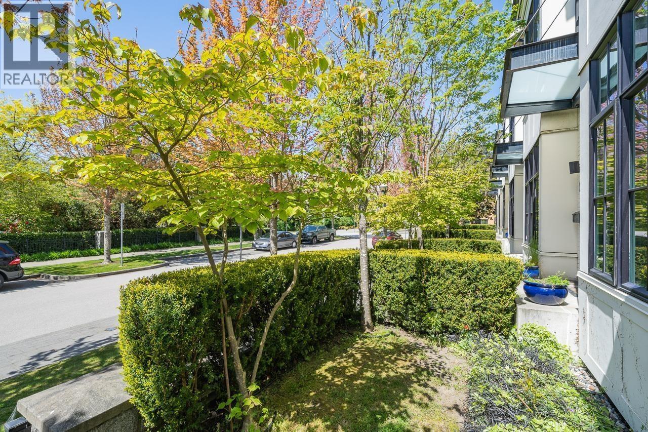 Studio 6288 Eagles Drive, Vancouver, British Columbia  V6T 0A3 - Photo 2 - R3165464