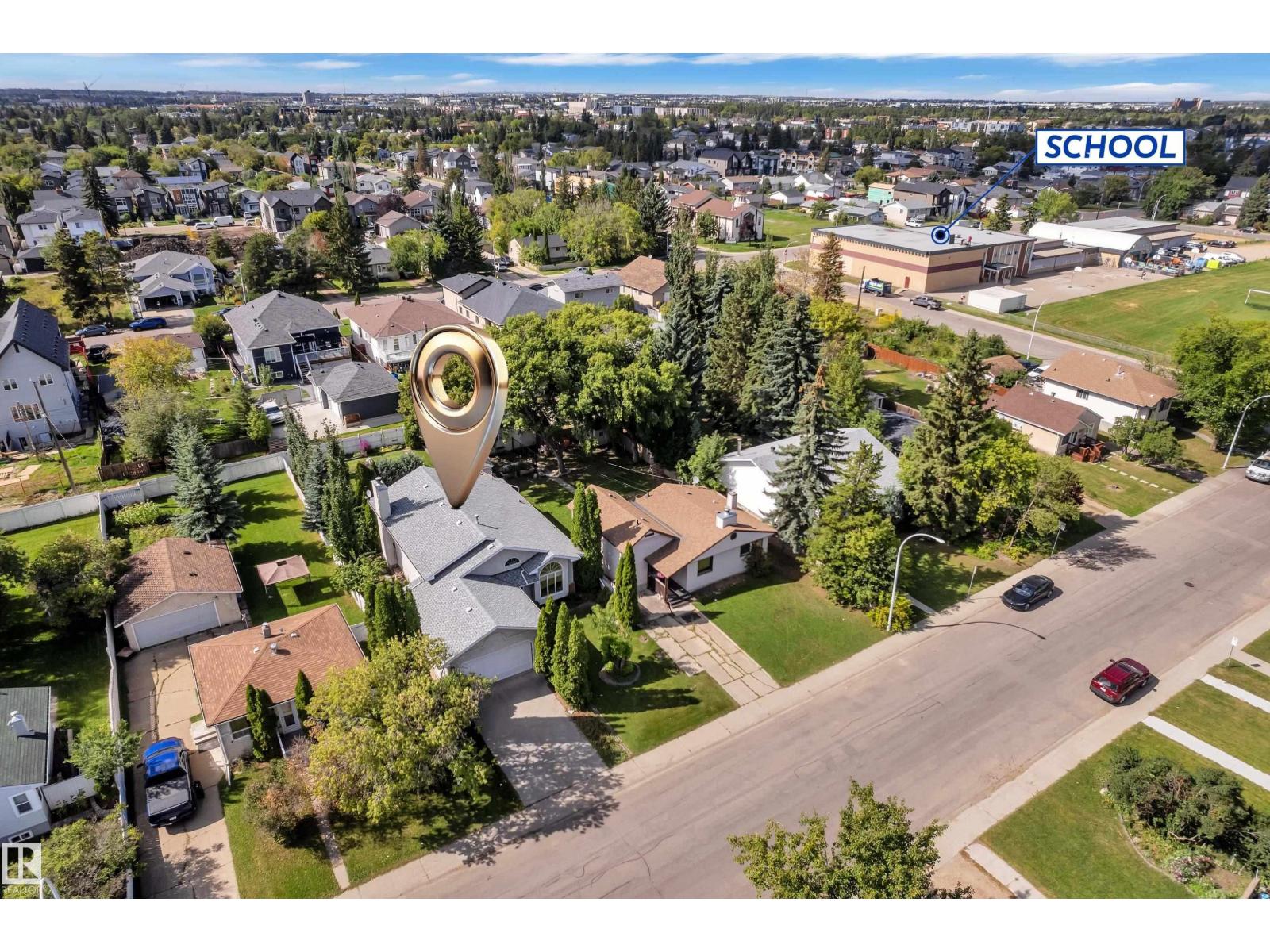 9722 157 ST NW, Edmonton, Alberta