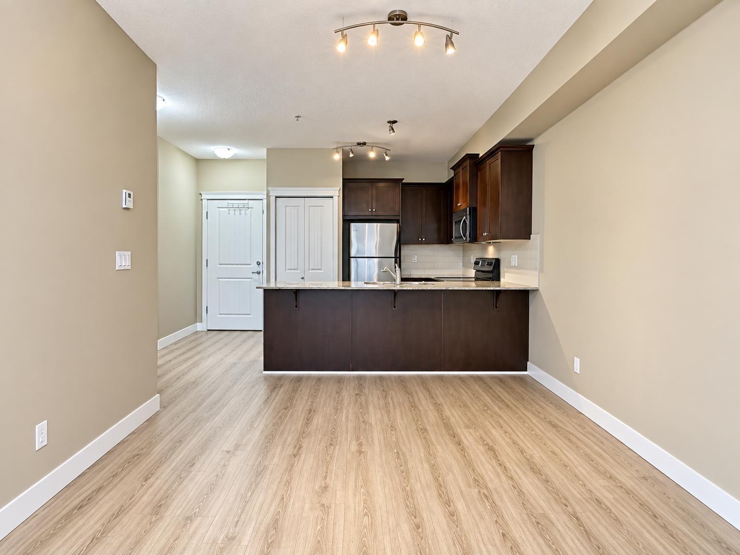 Single Family Apartment Rental photo 7