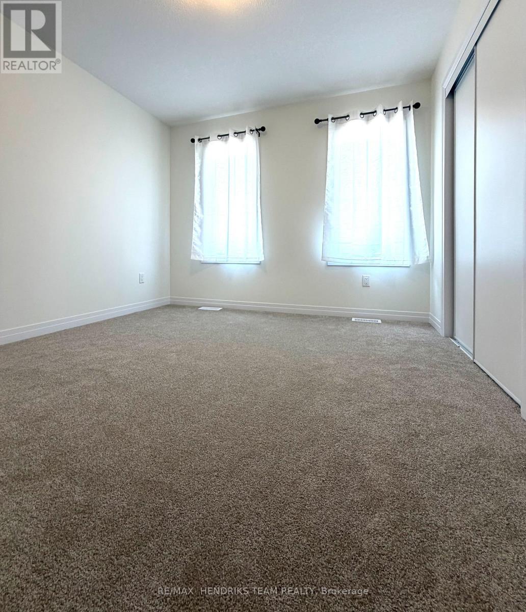 5 Derose Avenue S, Thorold (Hurricane/merrittville), Ontario  L3B 5N5 - Photo 19 - X13783354