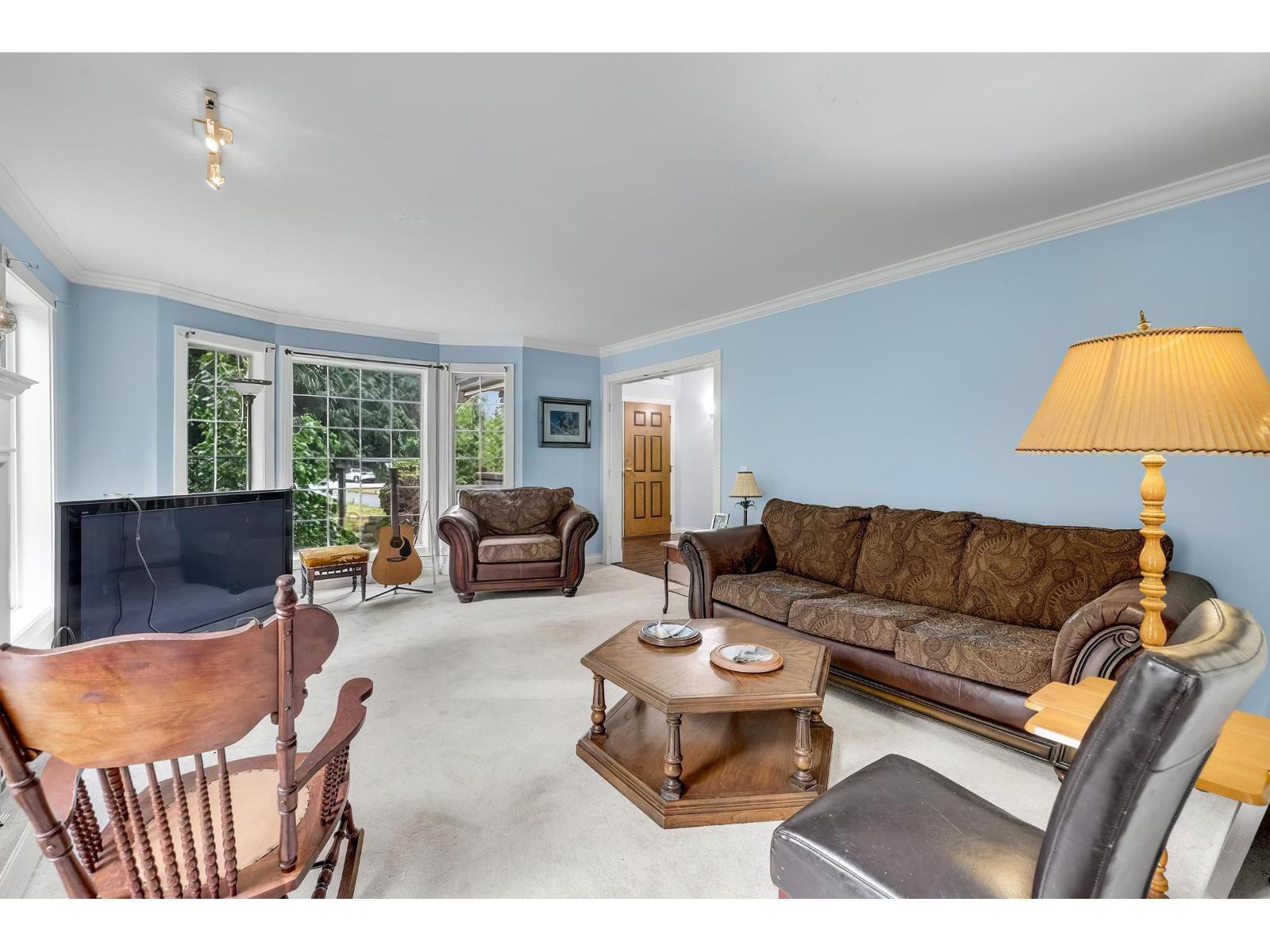 17588 28 Avenue, Surrey, British Columbia  V3Z 0E7 - Photo 5 - R3165025