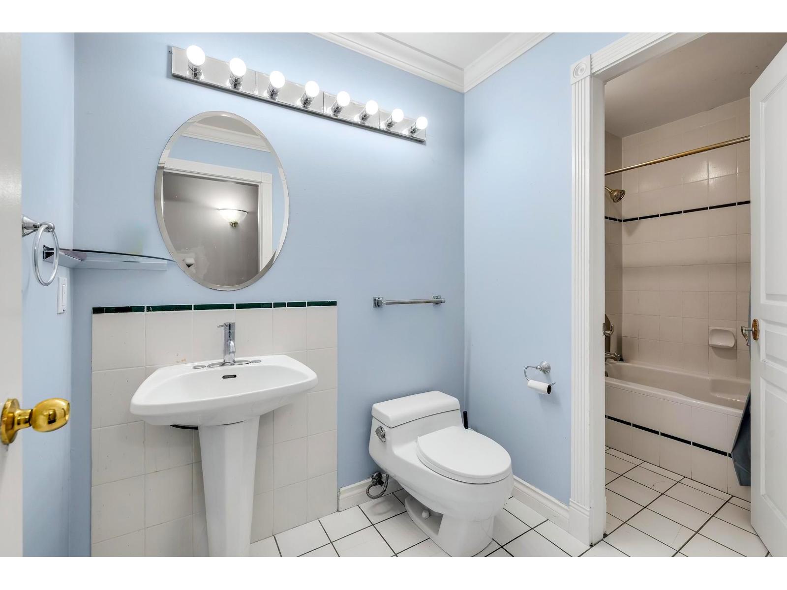 17588 28 Avenue, Surrey, British Columbia  V3Z 0E7 - Photo 14 - R3165025