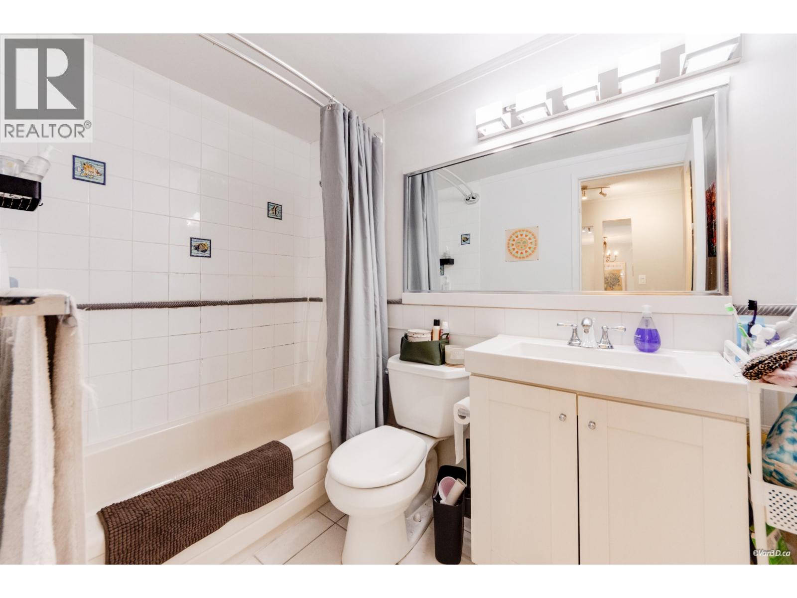 107 131 W 4th Street, North Vancouver, British Columbia  V7M 3C8 - Photo 15 - R3165428