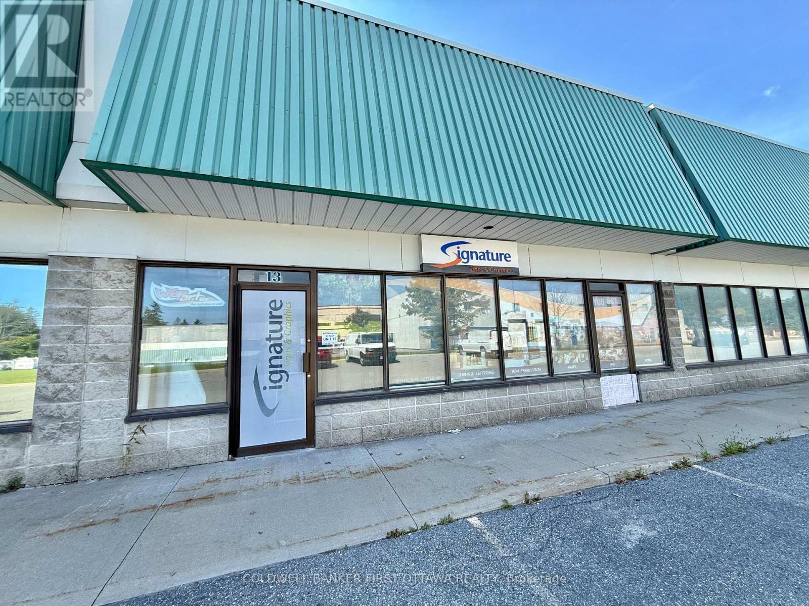 13 - 77 Auriga Drive, Ottawa, Ontario  K2E 7Y5 - Photo 3 - X13783474