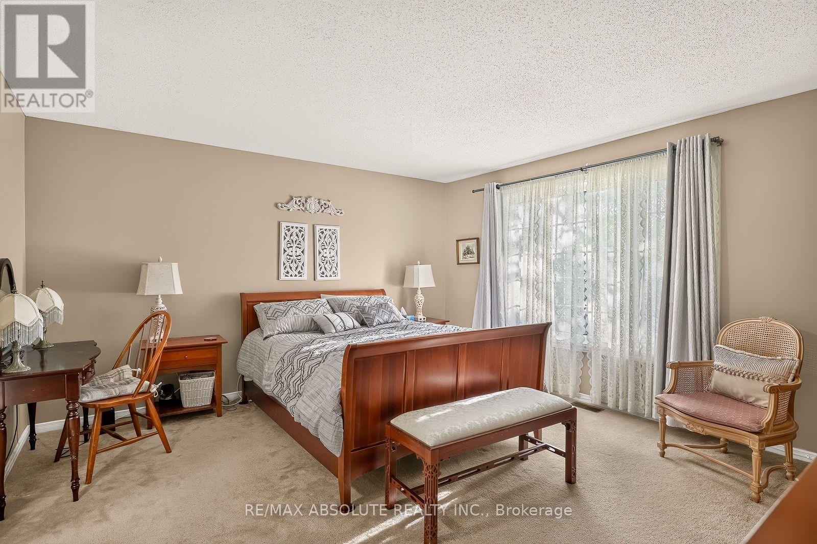 12 Oyster Bay Court, Ottawa, Ontario  K2S 1H3 - Photo 21 - X13783482