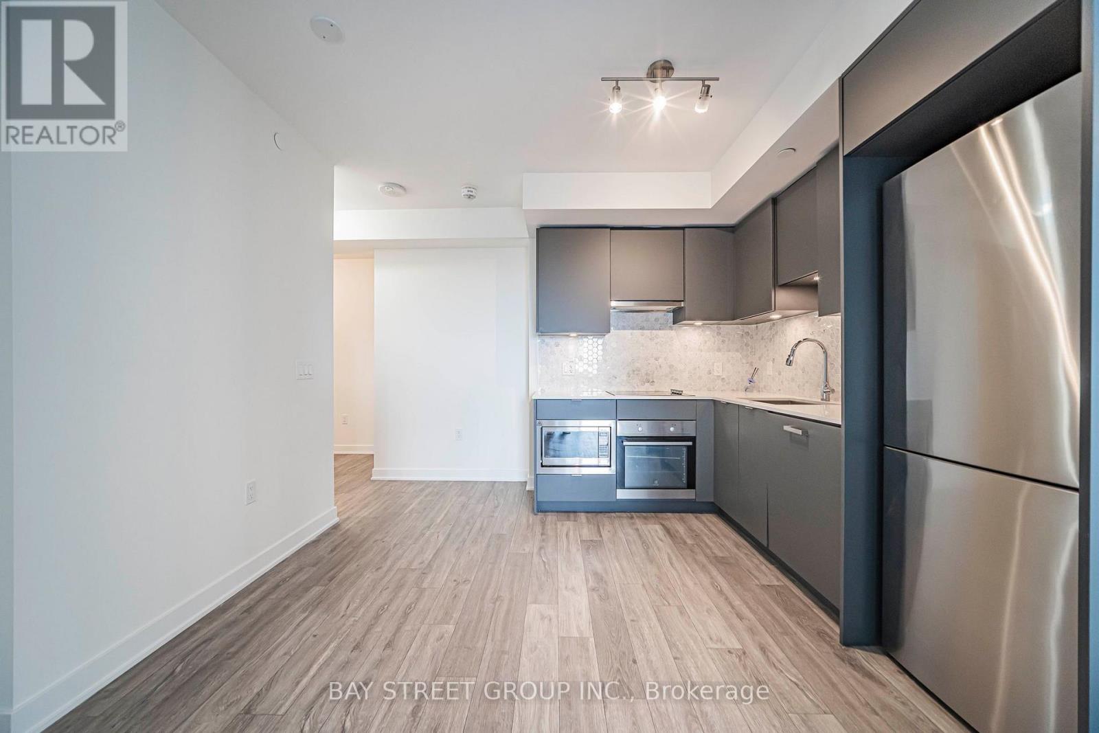 2412 - 195 Redpath Avenue, Toronto, Ontario  M4P 0E4 - Photo 11 - C13783456
