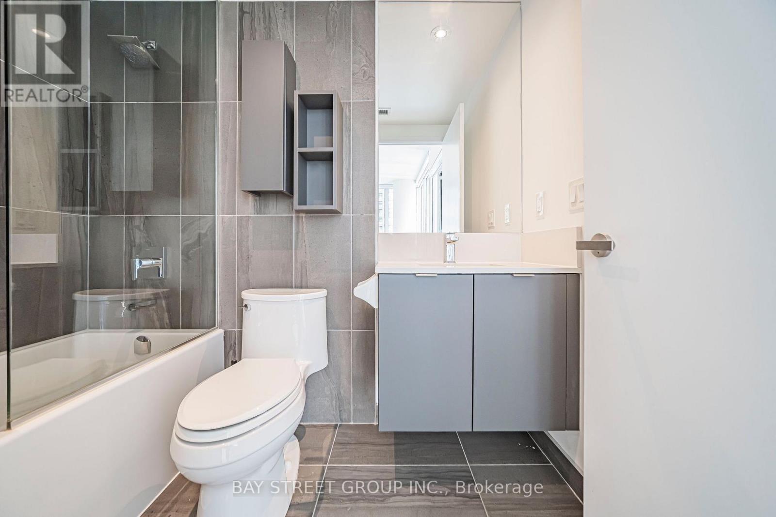 2412 - 195 Redpath Avenue, Toronto, Ontario  M4P 0E4 - Photo 22 - C13783456