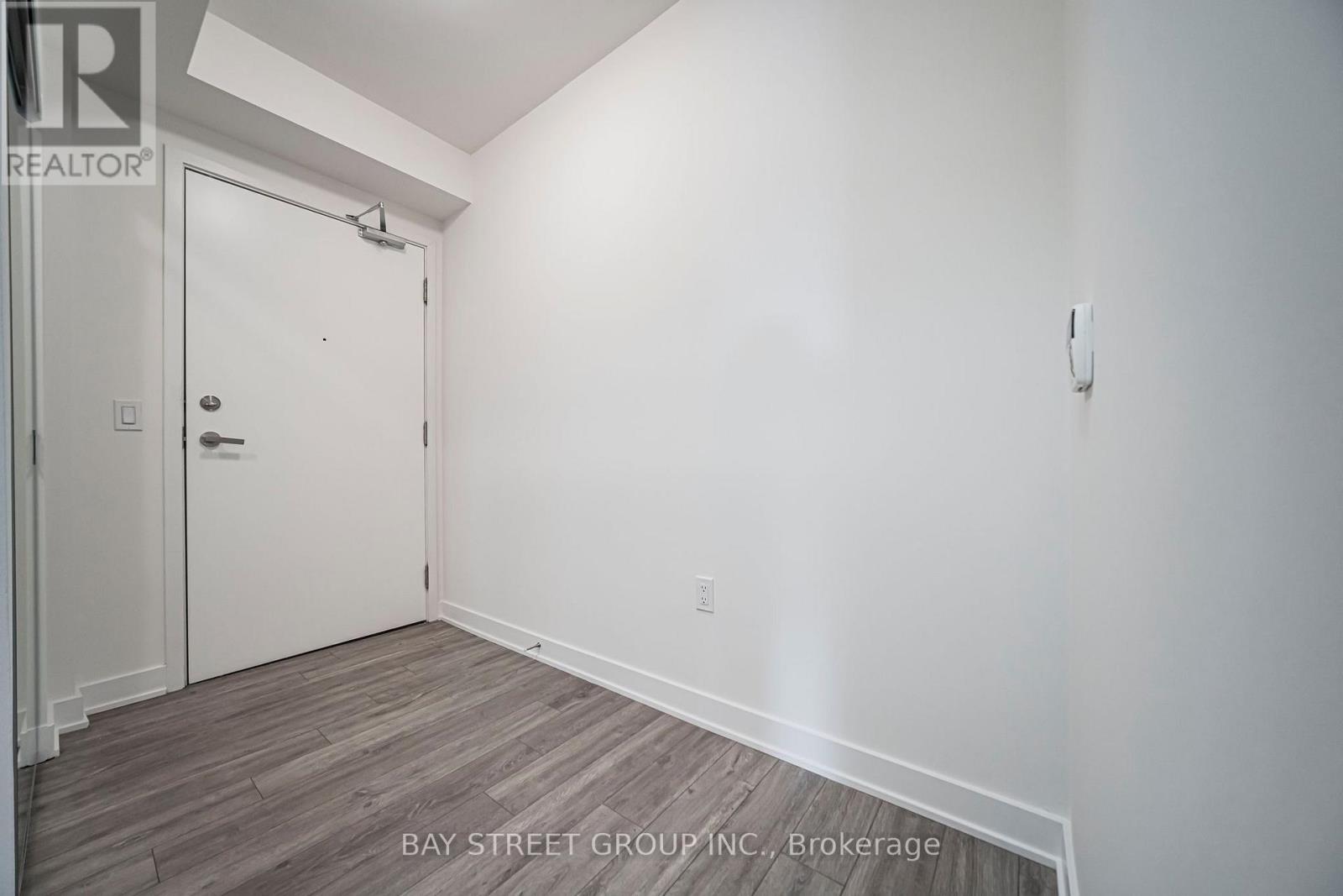 2412 - 195 Redpath Avenue, Toronto, Ontario  M4P 0E4 - Photo 3 - C13783456