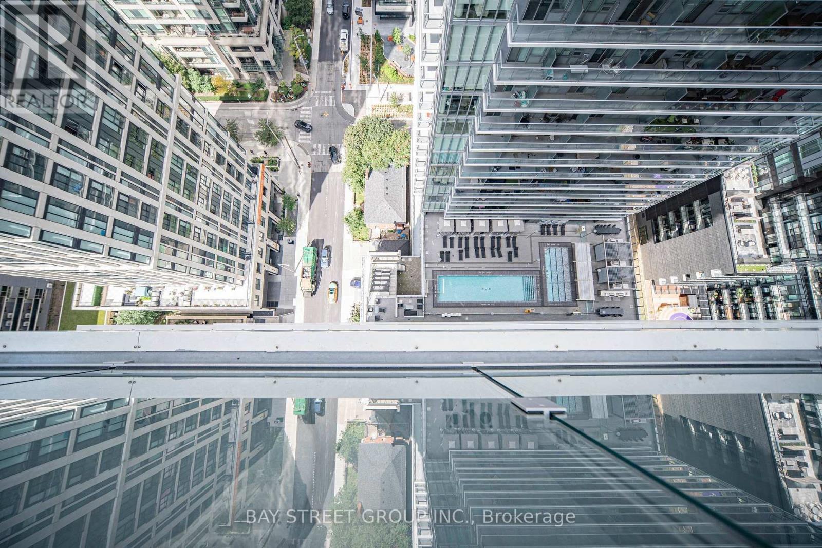 2412 - 195 Redpath Avenue, Toronto, Ontario  M4P 0E4 - Photo 36 - C13783456