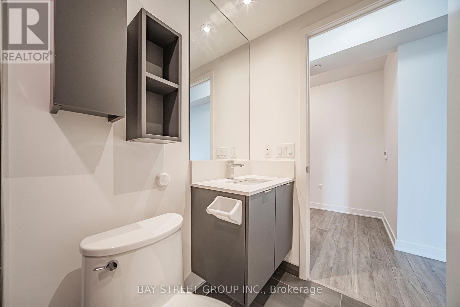 2412 - 195 Redpath Avenue, Toronto, Ontario  M4P 0E4 - Photo 7 - C13783456