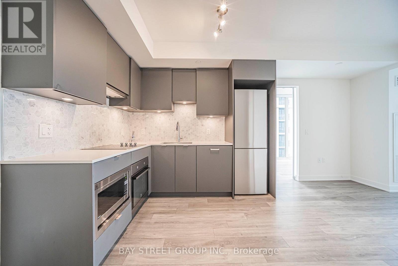 2412 - 195 Redpath Avenue, Toronto, Ontario  M4P 0E4 - Photo 9 - C13783456