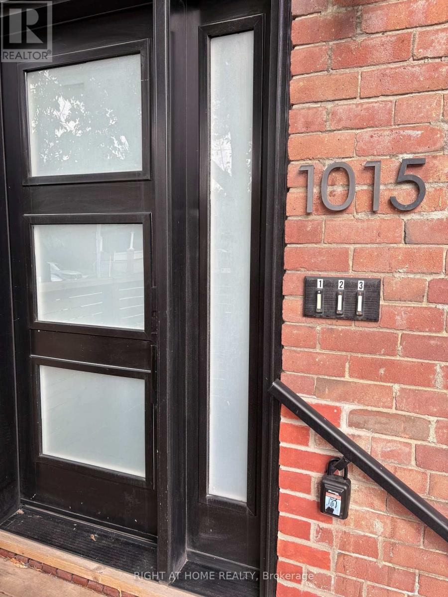 2 - 1015 Bathurst Street, Toronto, Ontario  M5R 3G8 - Photo 2 - C13783476