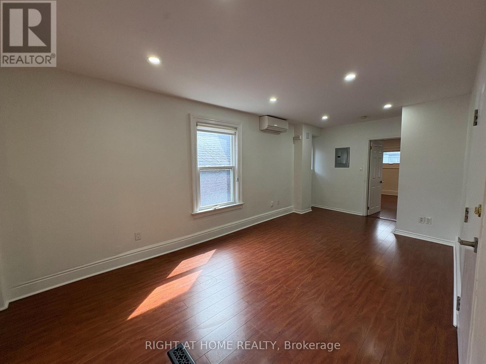 2 - 1015 Bathurst Street, Toronto, Ontario  M5R 3G8 - Photo 5 - C13783476