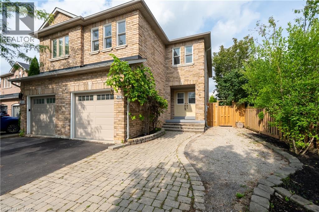 2031 Westree Drive, Oakville, Ontario  L6M 3W3 - Photo 6 - 40861811