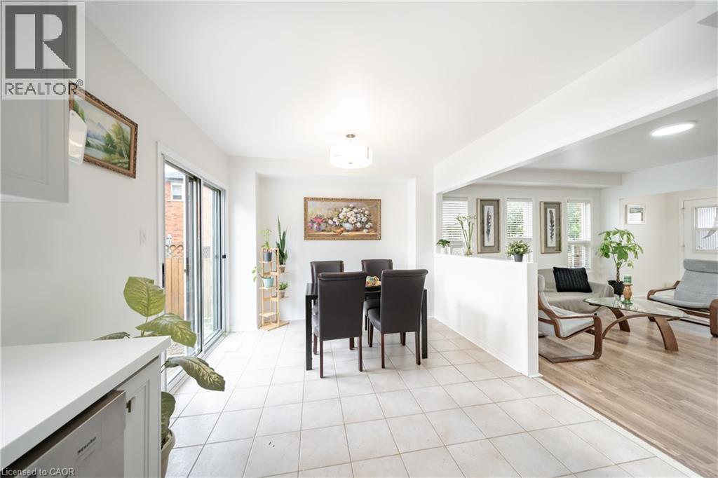 2031 Westree Drive, Oakville, Ontario  L6M 3W3 - Photo 34 - 40861811
