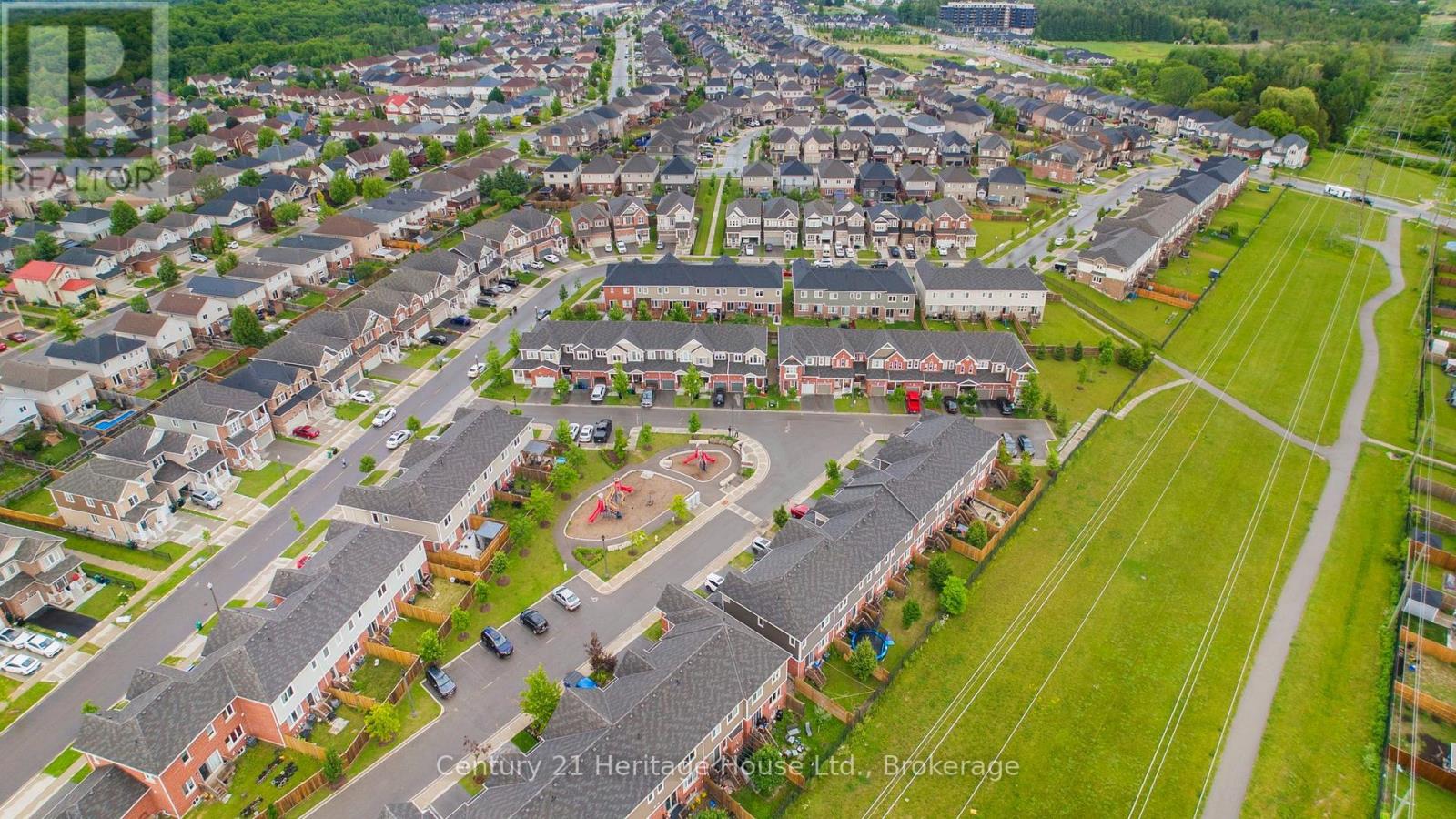 254 Waterbrook Lane, Kitchener, Ontario  N2P 0H7 - Photo 3 - X13783458