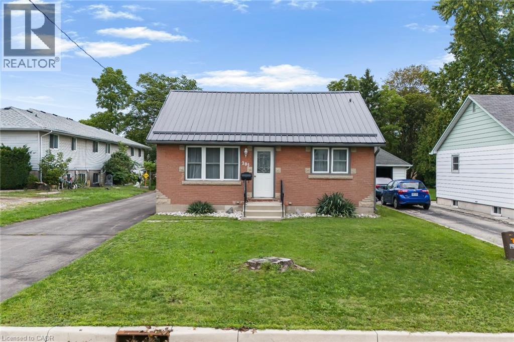 205 Crysler Street, Delhi, Ontario  N4B 1H9 - Photo 32 - 40860399