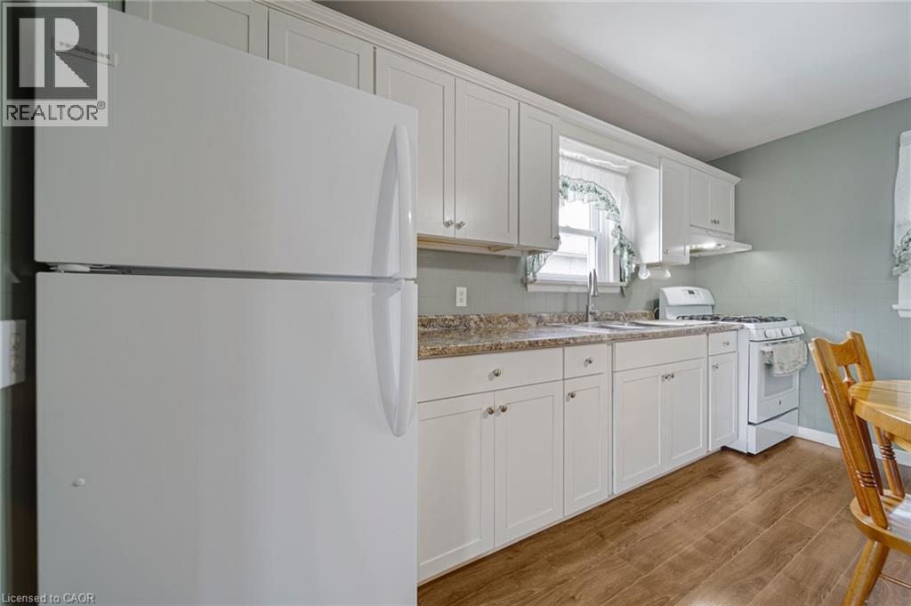 205 Crysler Street, Delhi, Ontario  N4B 1H9 - Photo 10 - 40860399
