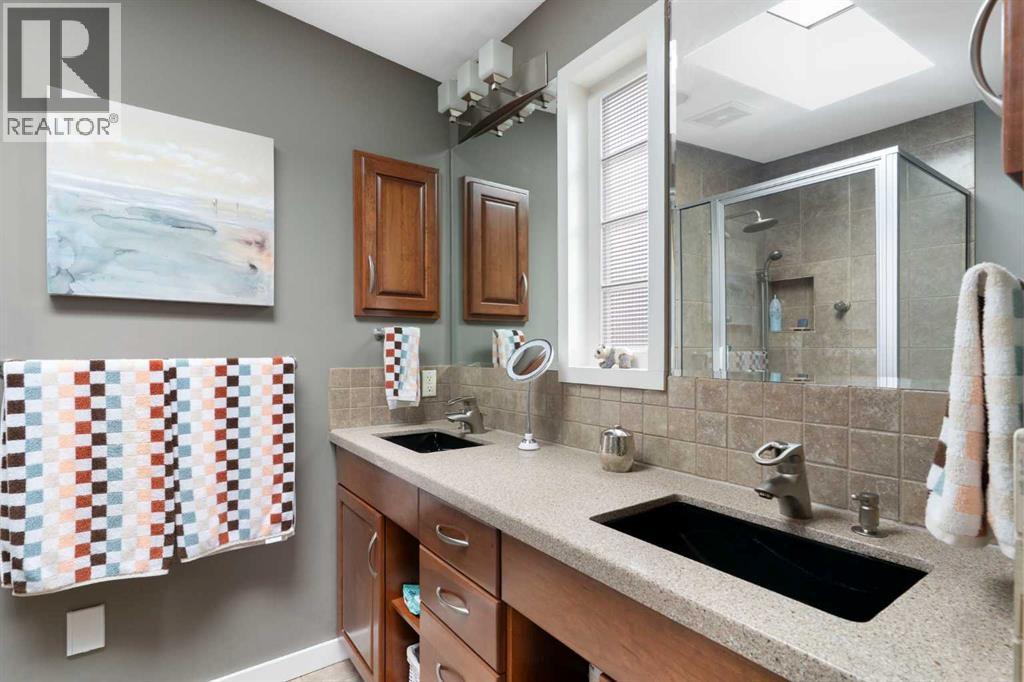 43 Cromwell Avenue NW, Calgary, Alberta  T2L 0M6 - Photo 21 - A2337754