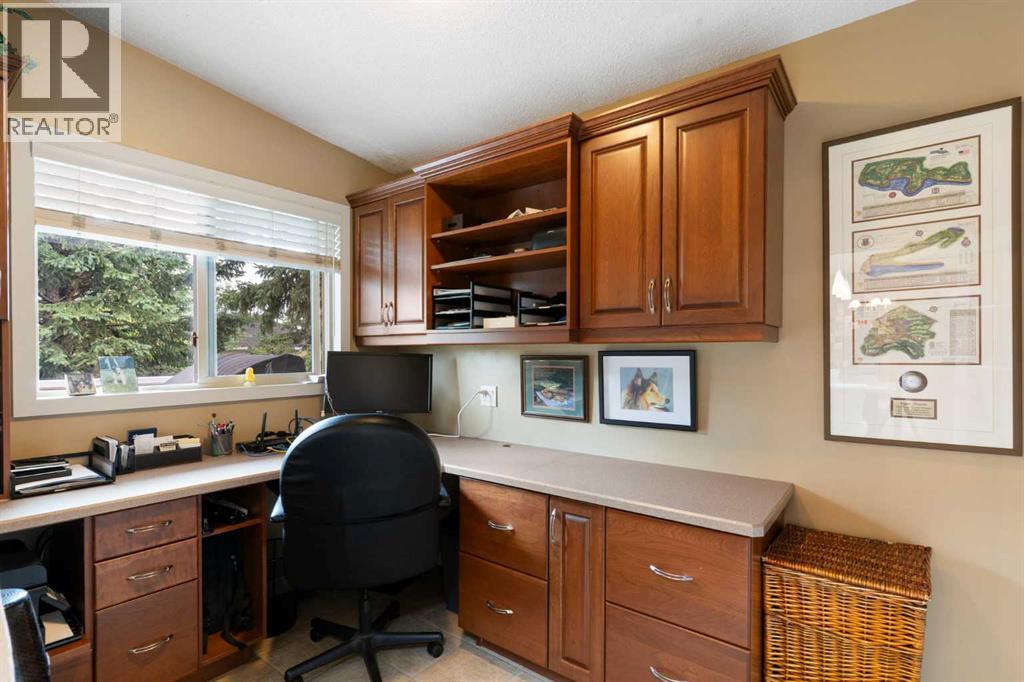 43 Cromwell Avenue NW, Calgary, Alberta  T2L 0M6 - Photo 26 - A2337754
