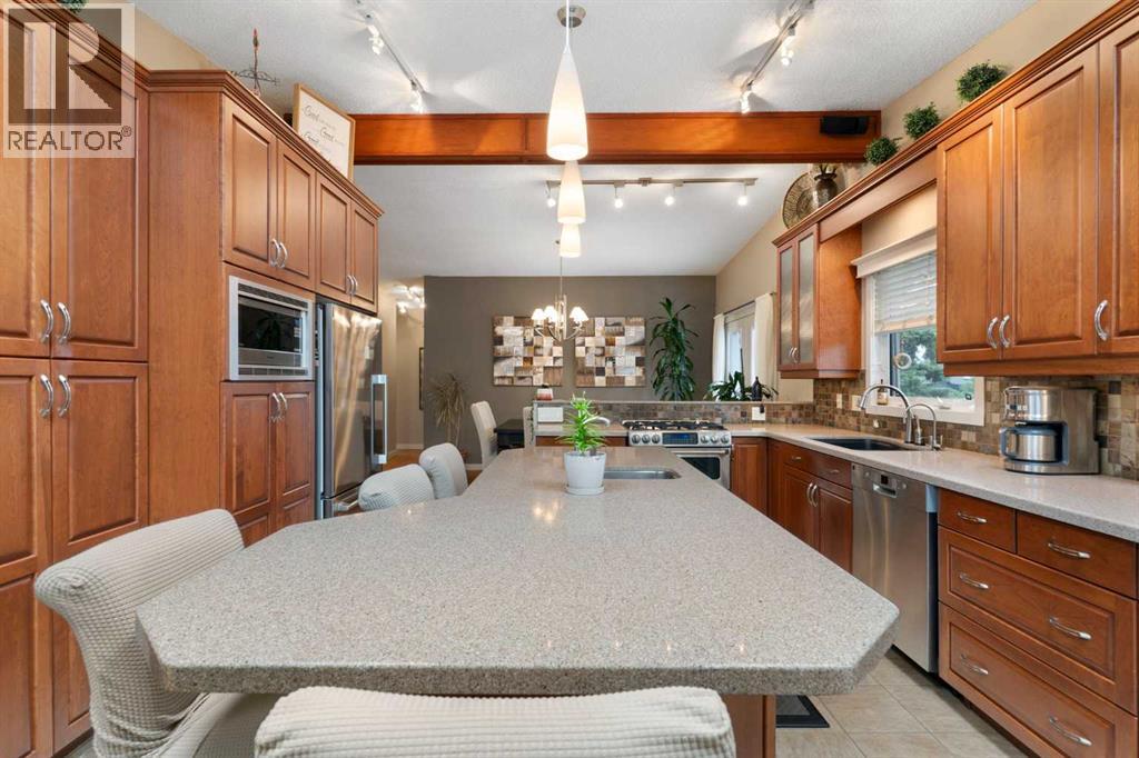 43 Cromwell Avenue NW, Calgary, Alberta  T2L 0M6 - Photo 13 - A2337754