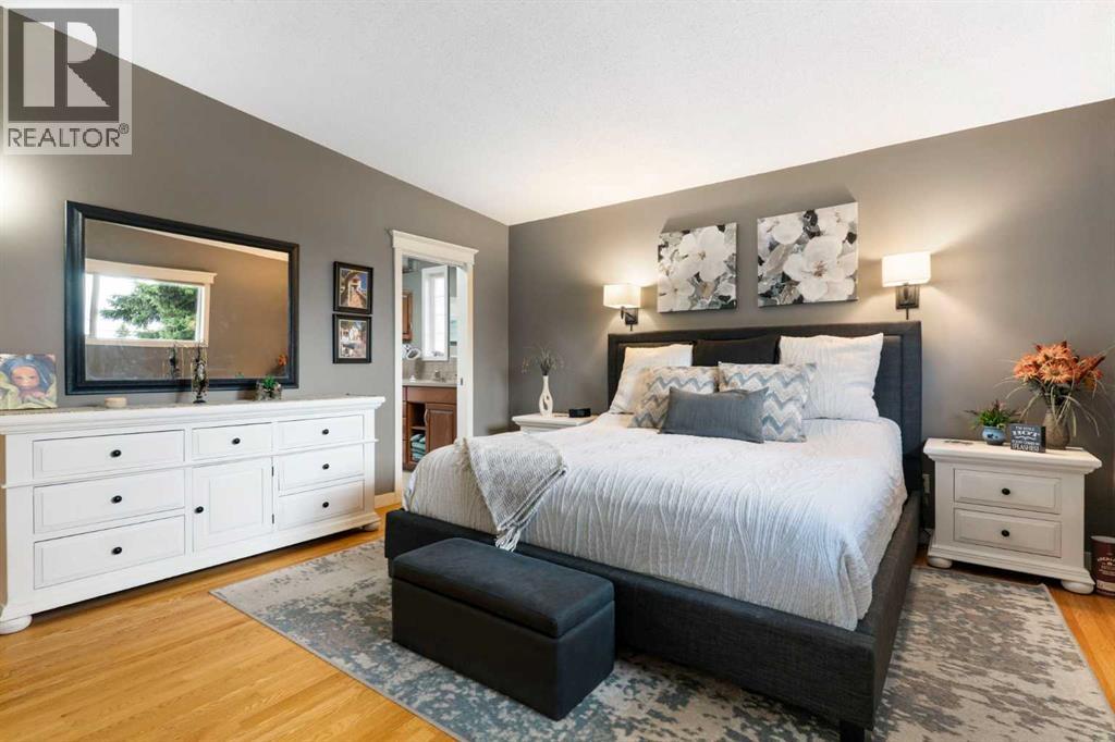 43 Cromwell Avenue NW, Calgary, Alberta  T2L 0M6 - Photo 20 - A2337754