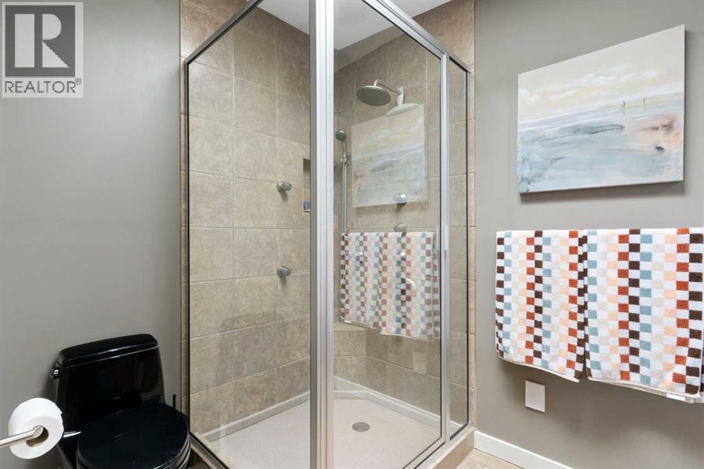 43 Cromwell Avenue NW, Calgary, Alberta  T2L 0M6 - Photo 22 - A2337754