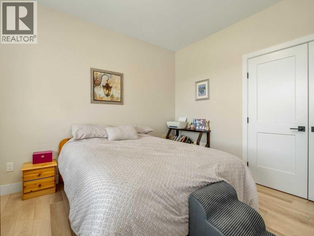 3022 225 Street, Bellevue, Alberta  T0K 0C0 - Photo 8 - A2344484