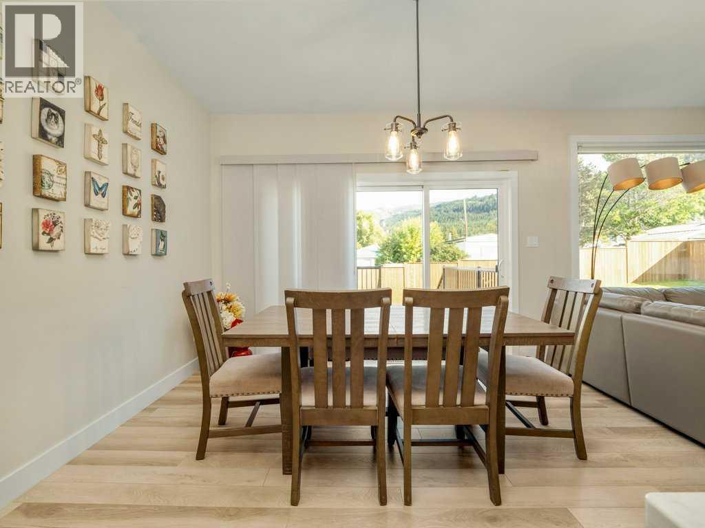 3022 225 Street, Bellevue, Alberta  T0K 0C0 - Photo 21 - A2344484