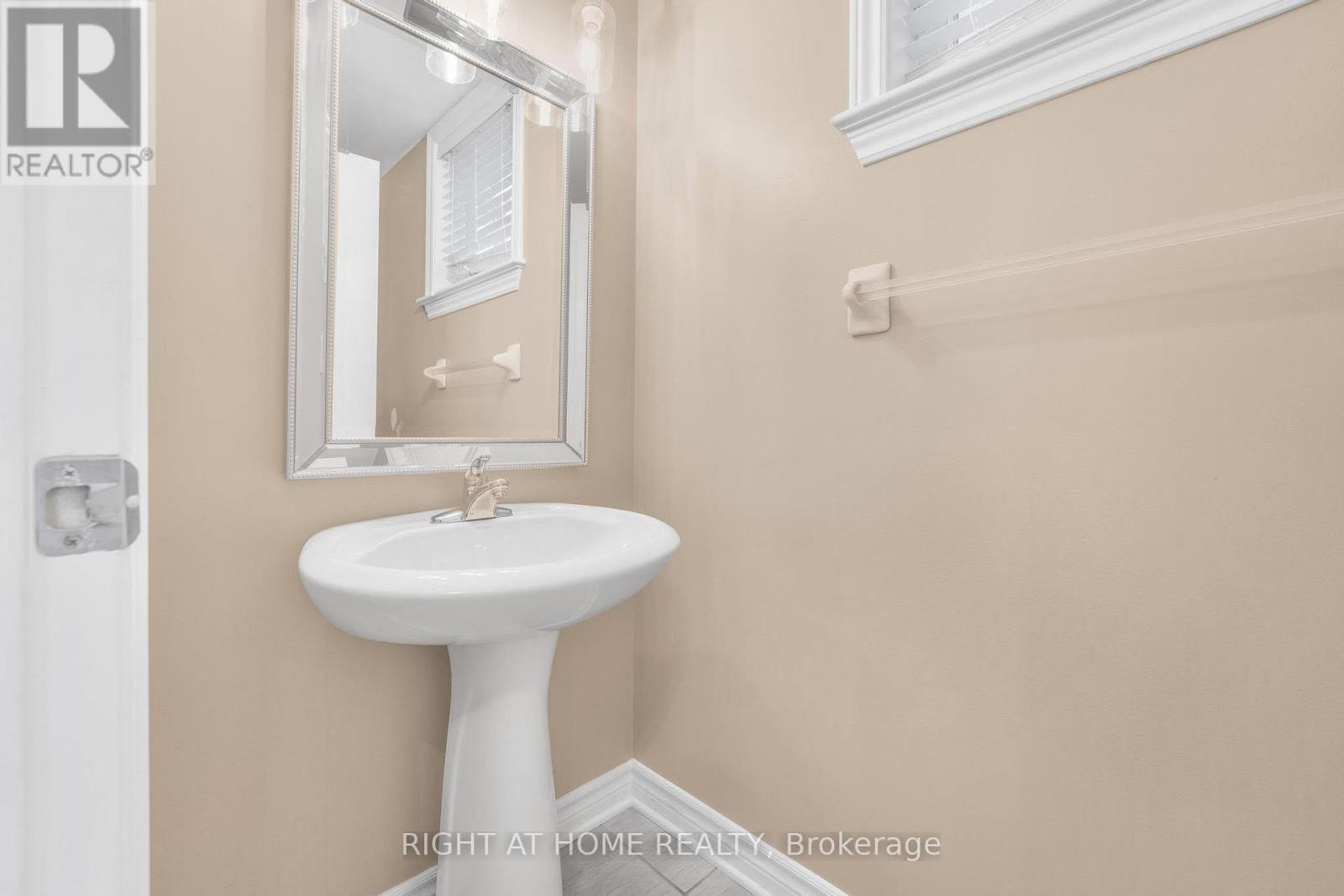 514 Cherokee Way, Ottawa, Ontario  K2S 0H5 - Photo 5 - X13783460