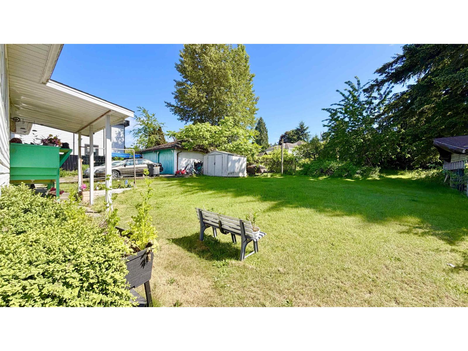 13688 113 Avenue, Surrey, British Columbia  V3R 2J1 - Photo 4 - R3165371