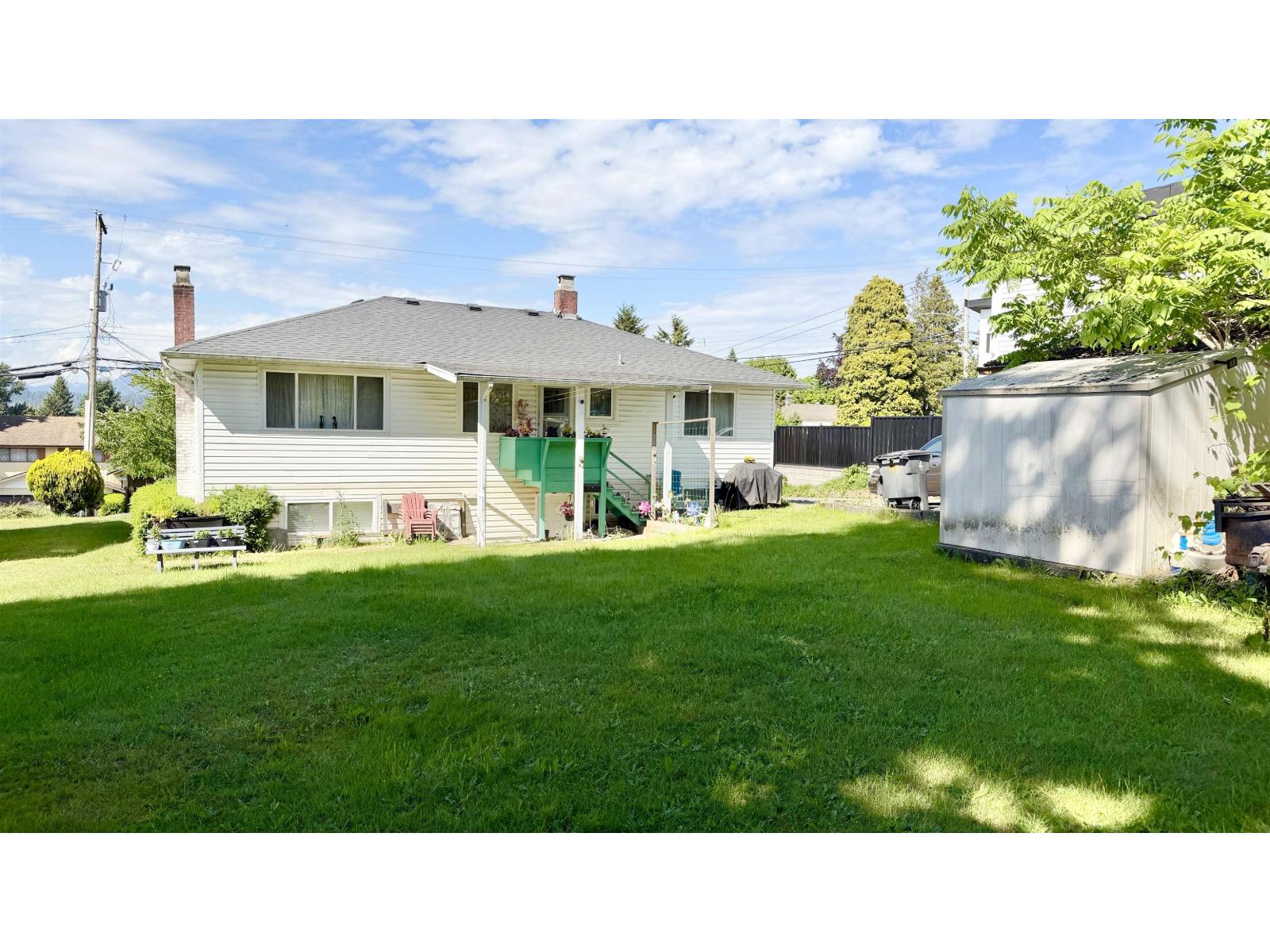 13688 113 Avenue, Surrey, British Columbia  V3R 2J1 - Photo 5 - R3165371