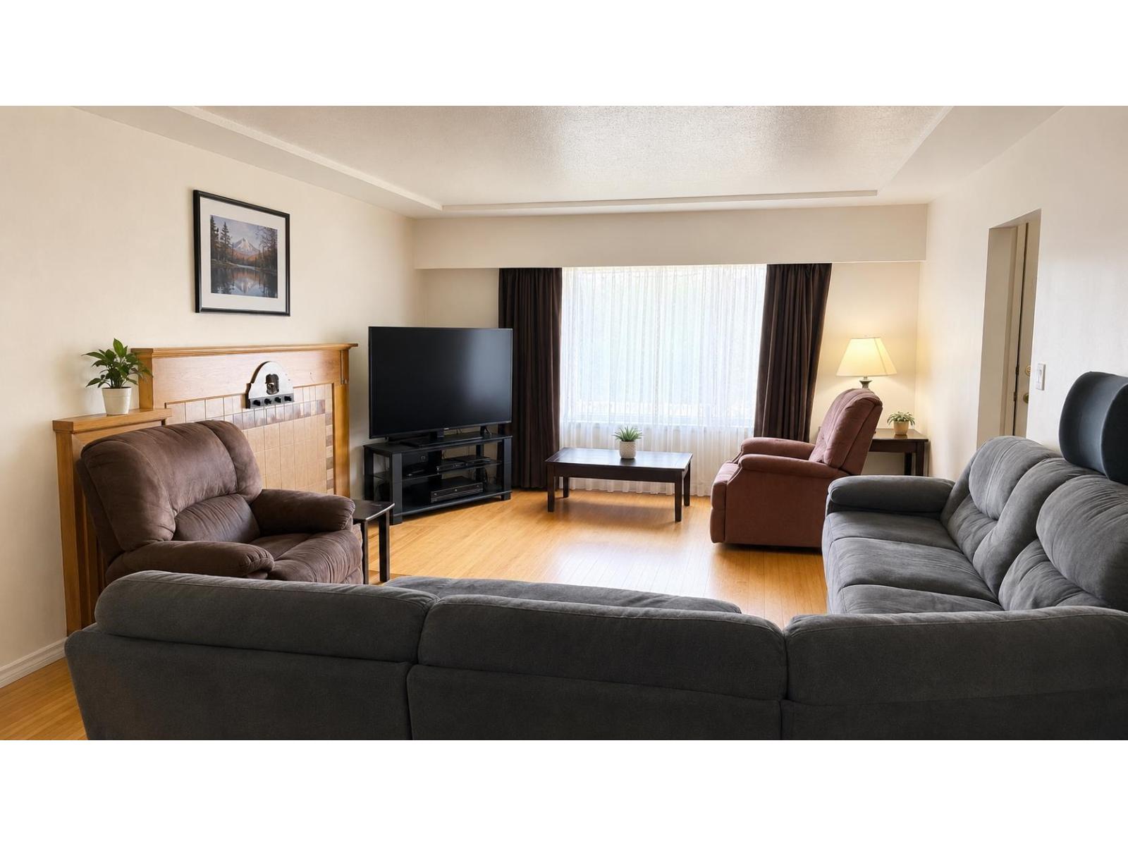 13688 113 Avenue, Surrey, British Columbia  V3R 2J1 - Photo 6 - R3165371