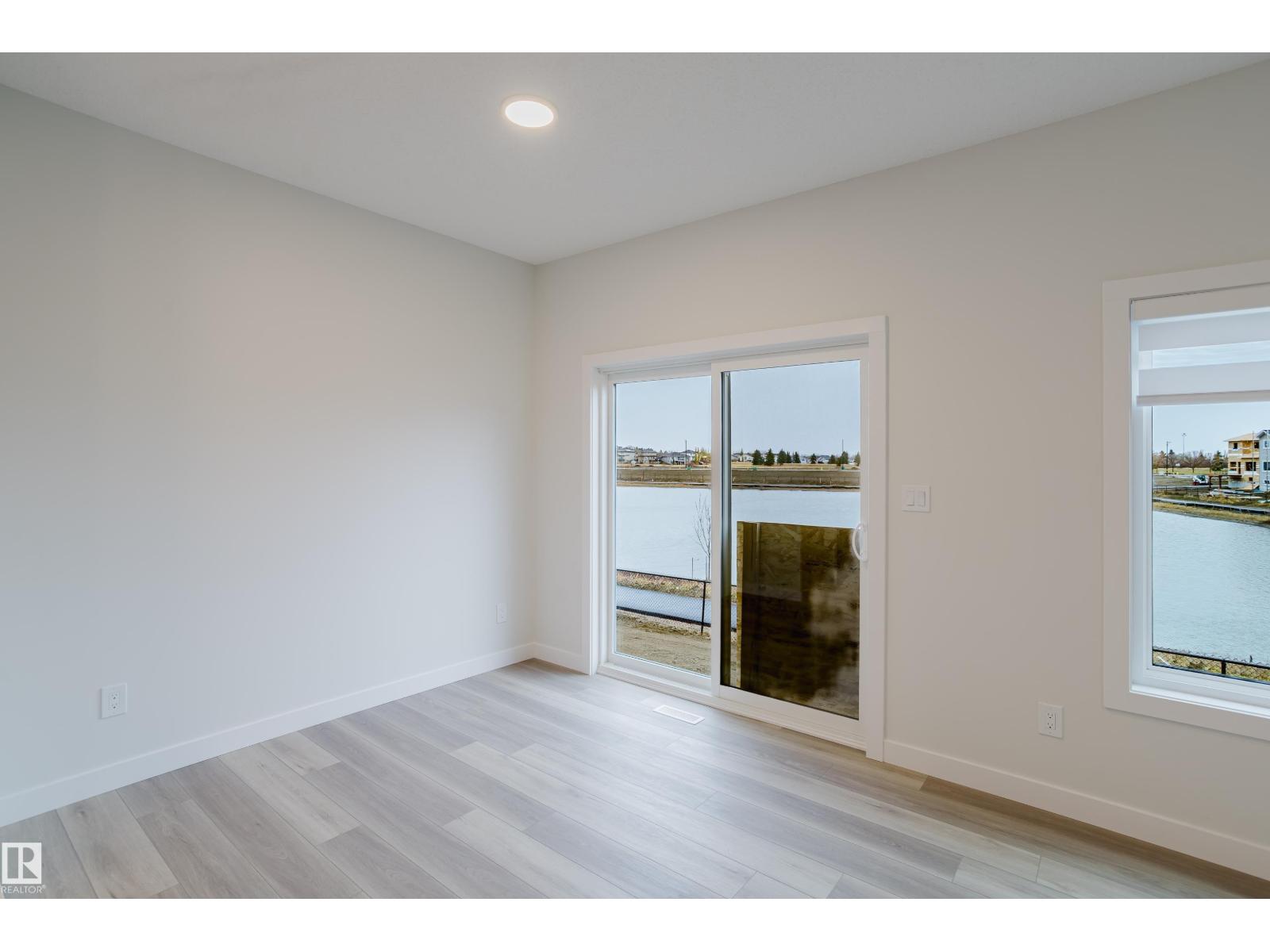18647 19 Av NW, Edmonton, Alberta  T6M 3M9 - Photo 10 - E4508692