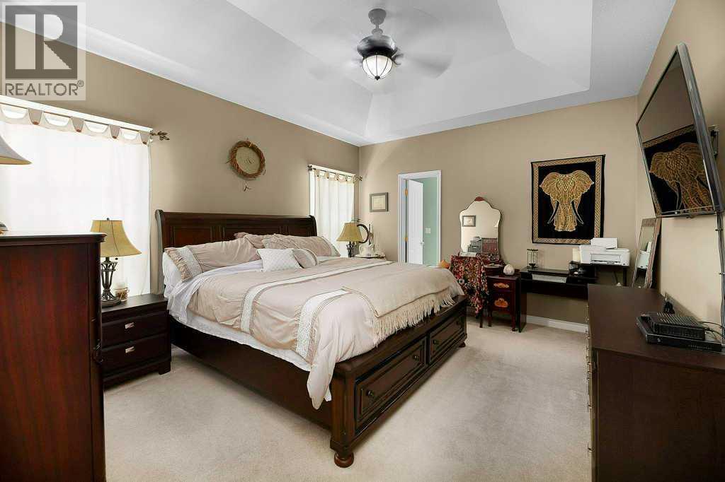 12 Iron Wolf Ridge, Lacombe, Alberta  T4L 2K2 - Photo 16 - A2344640