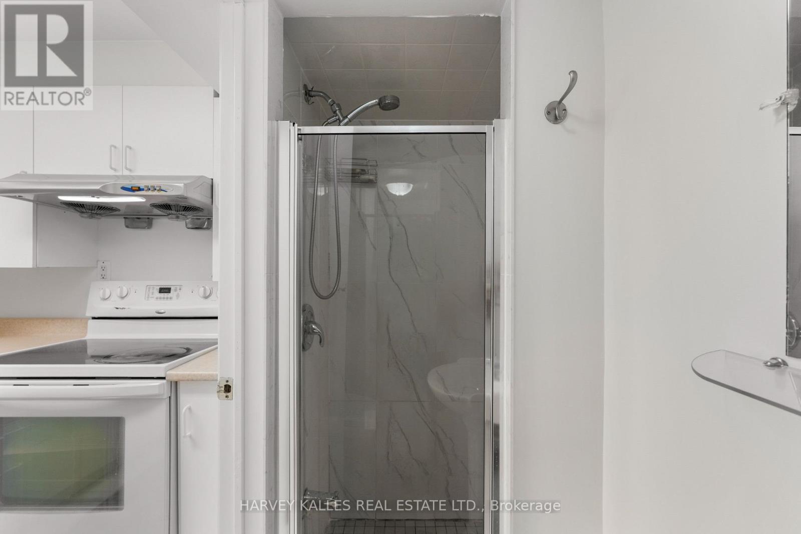 225 Hollyberry Trail, Toronto, Ontario  M2H 2P3 - Photo 24 - C13779480