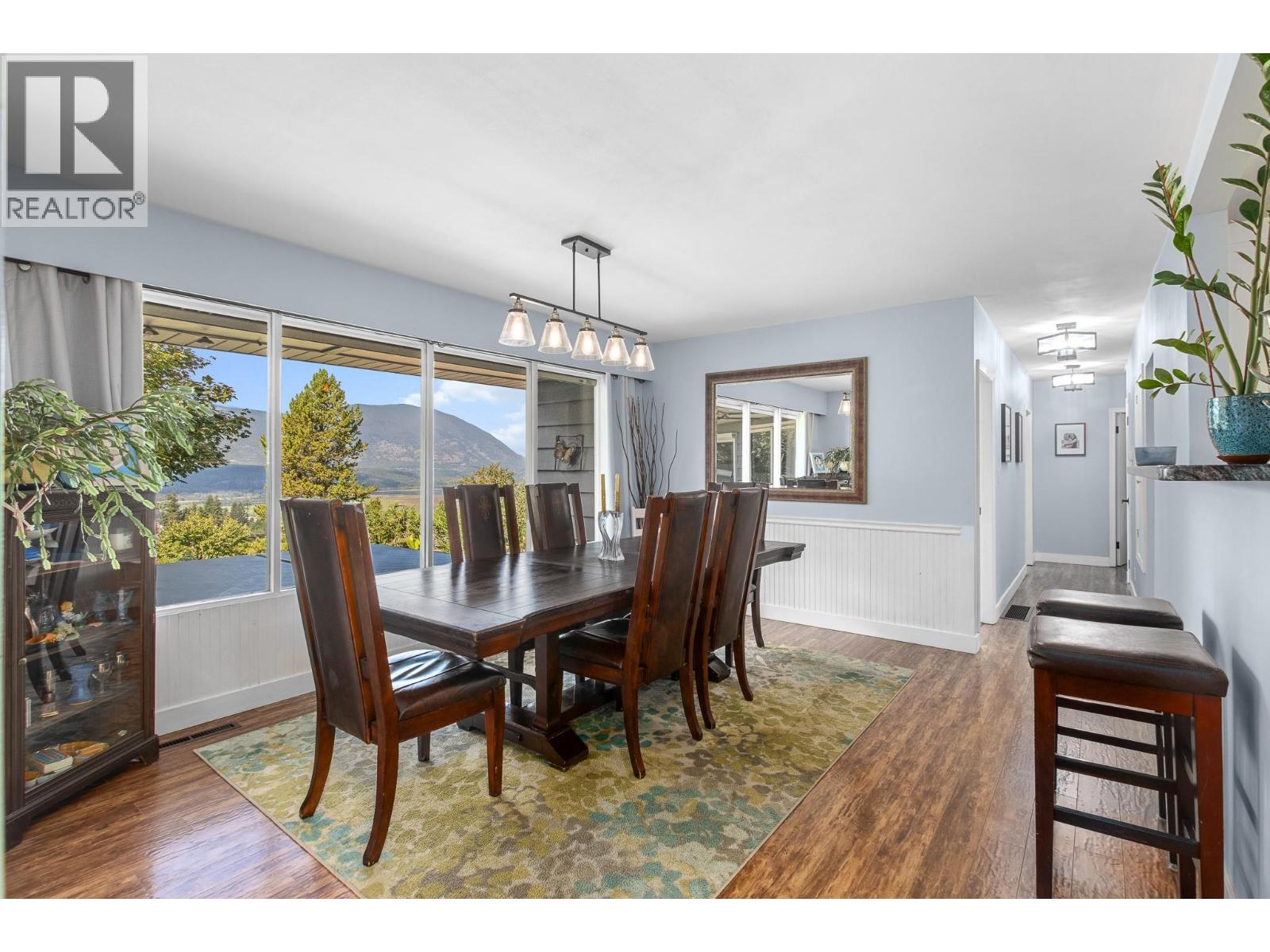 1281 15 Street SE, Salmon Arm, British Columbia  V1E 2G8 - Photo 14 - 10400124