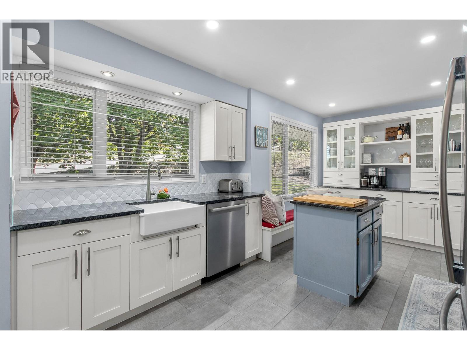 1281 15 Street SE, Salmon Arm, British Columbia  V1E 2G8 - Photo 17 - 10400124