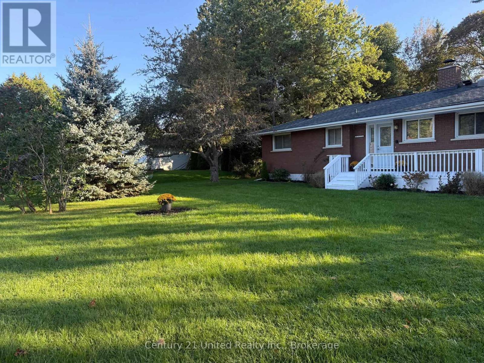 44 Hamilton Avenue, Cobourg, Ontario  K9A 1W1 - Photo 2 - X13783306