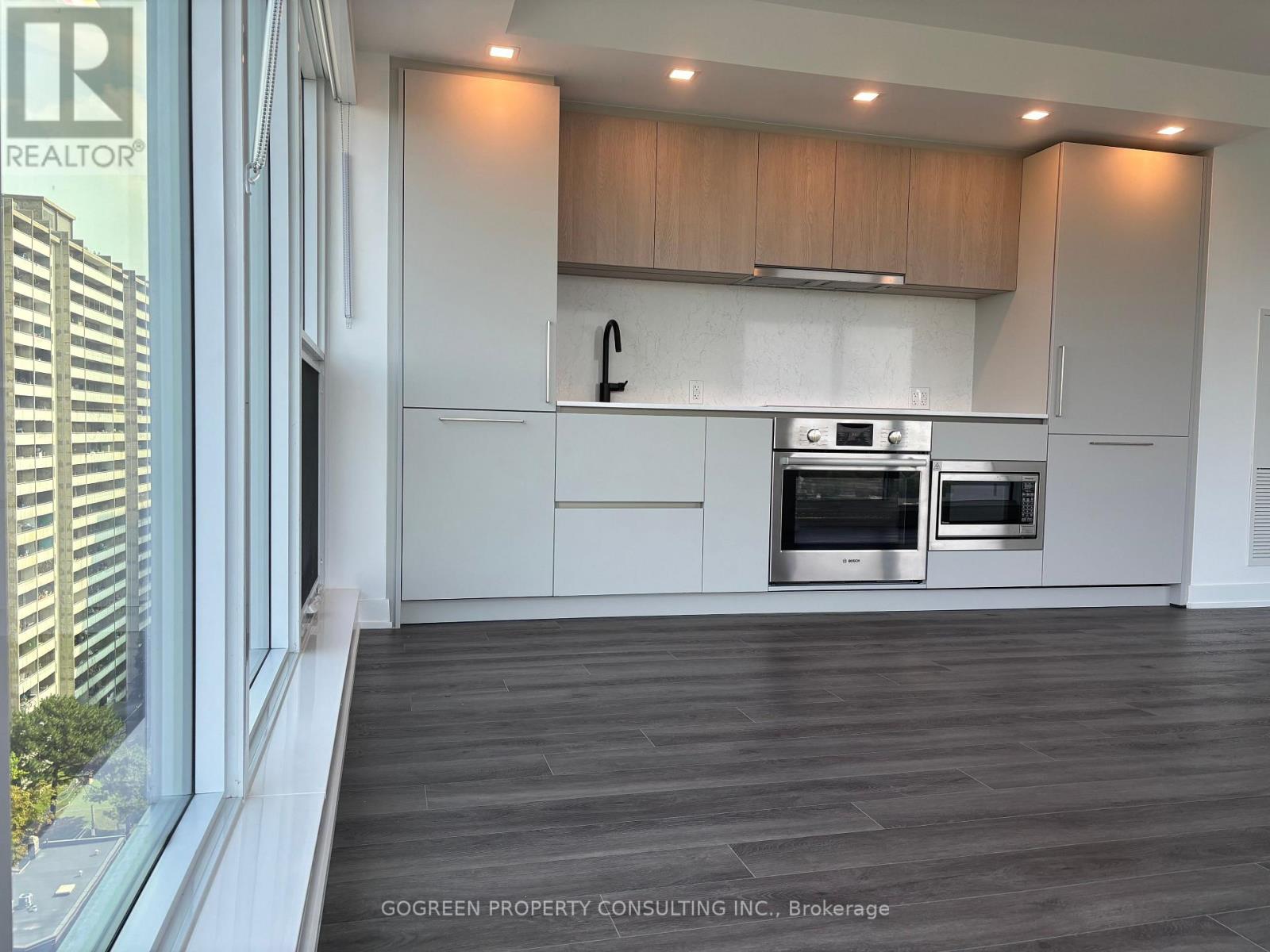 3607 - 609 SHERBOURNE STREET photo 11
